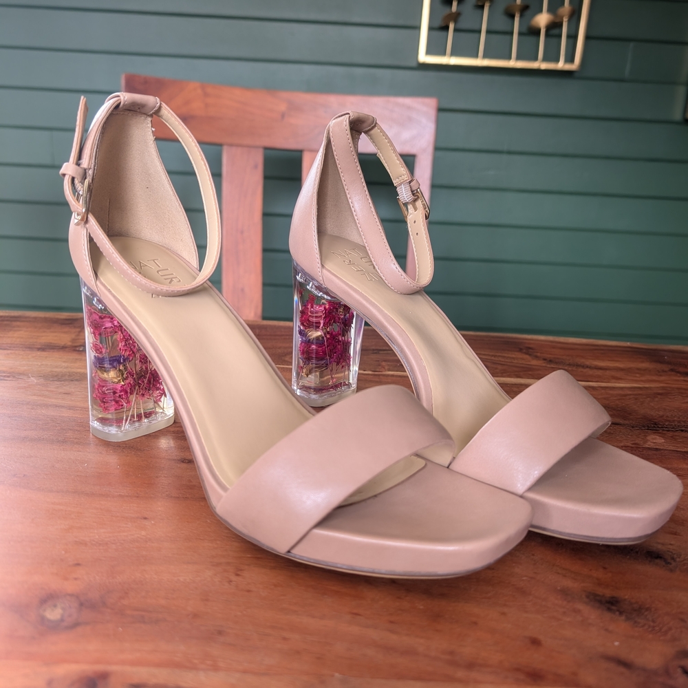 Chic Tan Heels with Floral Accents